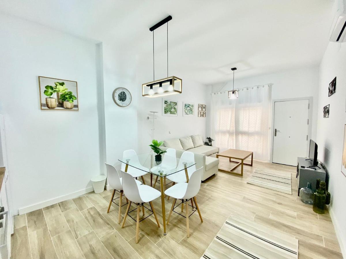 Puente Praga Aparment Daire Madrid Dış mekan fotoğraf