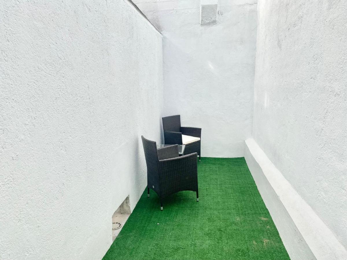 Puente Praga Aparment Daire Madrid Dış mekan fotoğraf