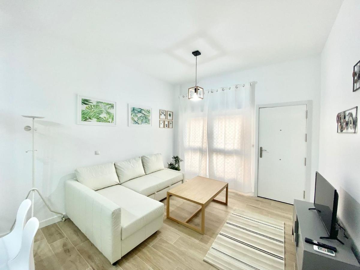 Puente Praga Aparment Daire Madrid Dış mekan fotoğraf