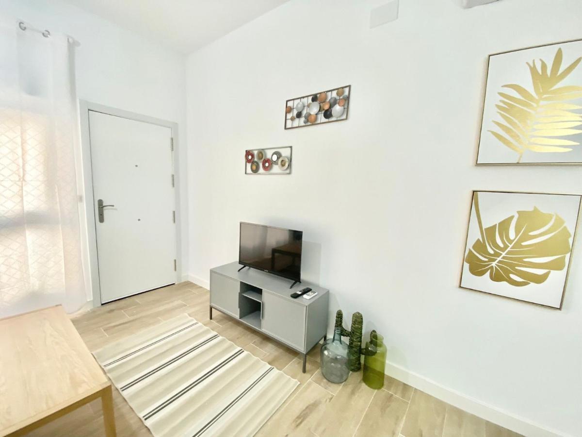 Puente Praga Aparment Daire Madrid Dış mekan fotoğraf