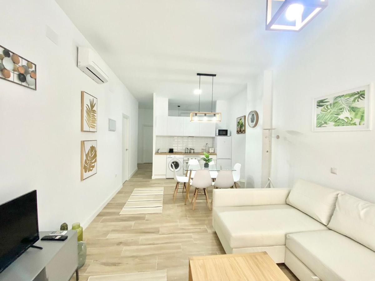 Puente Praga Aparment Daire Madrid Dış mekan fotoğraf